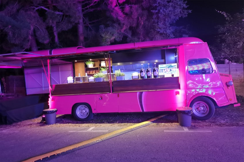 Grill-Catering Food-Truck pink