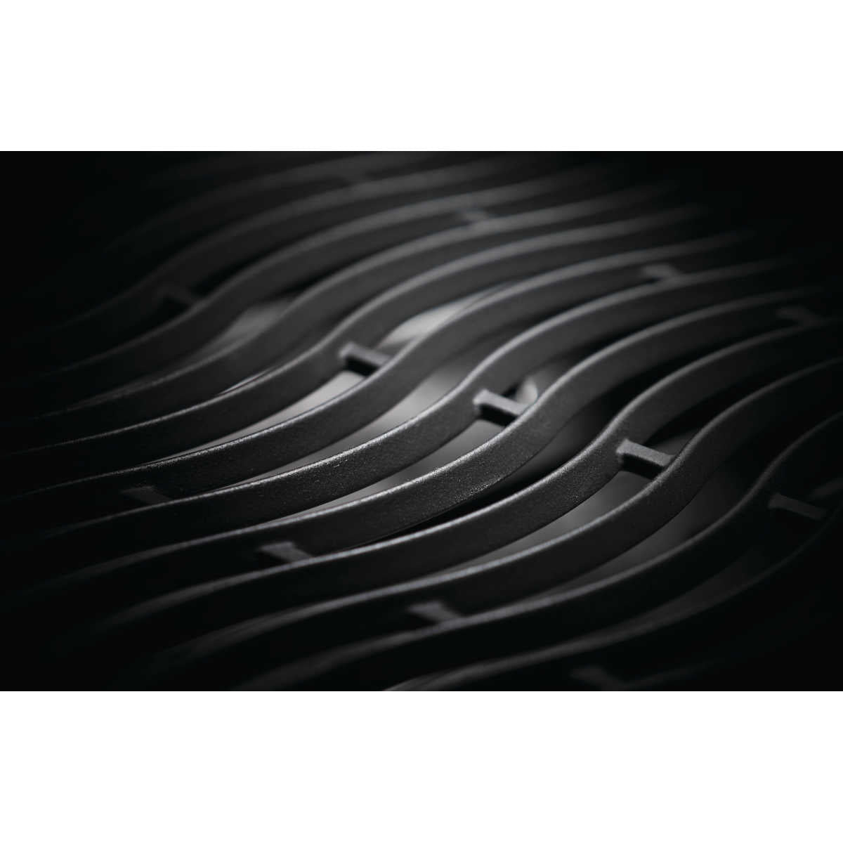 Grillrost Napoleon Rogue 425, mit Heck- & Seitenbrenner inkl. Drehspieß