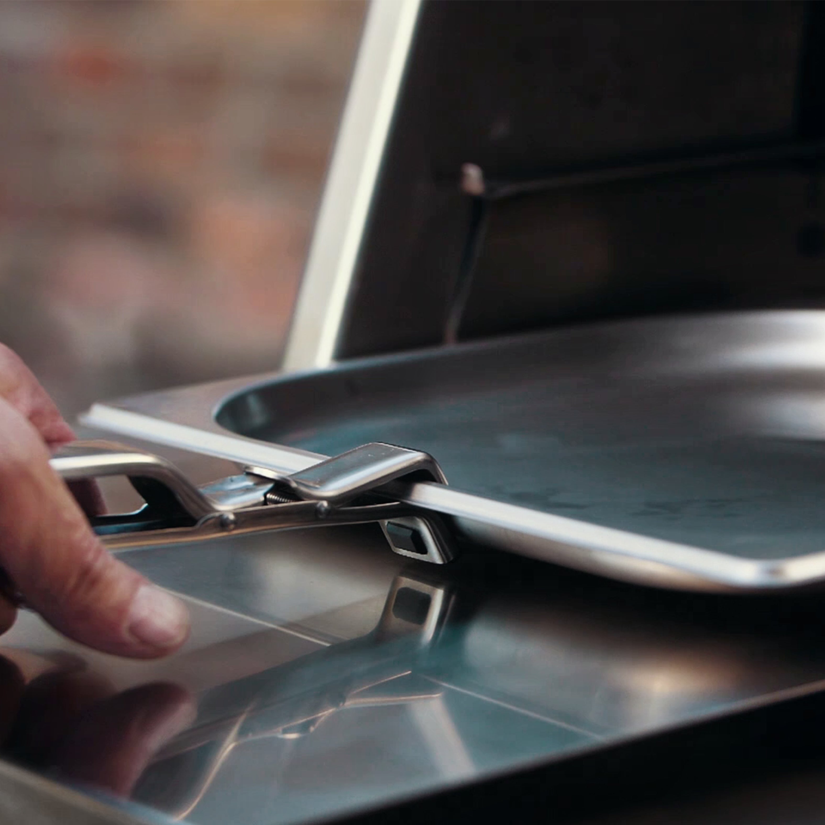 Otto Wilde Zange für Fettfangschale