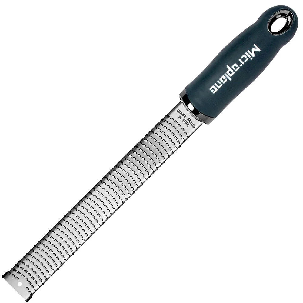 Microplane Premium Zester - Reibe, Anthrazit Grau - Grillstar.deMicroplane Premium Zester - Reibe, Anthrazit GrauGrillzubehörMicroplaneGrillstar.de