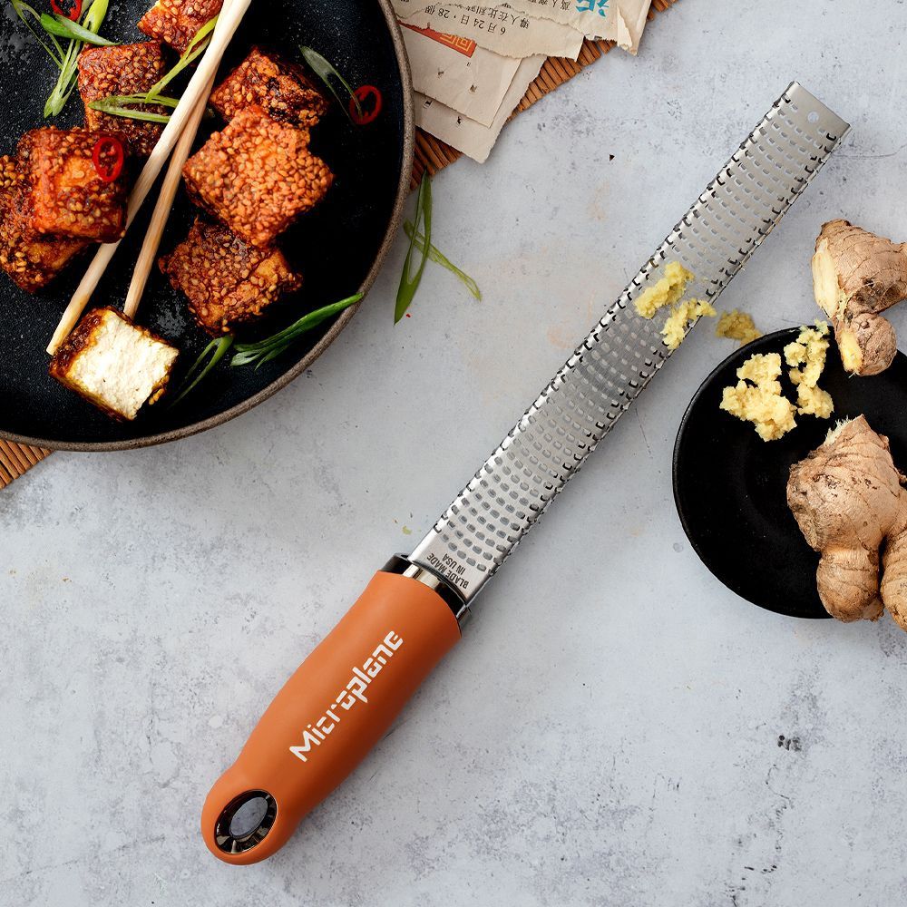 Microplane Premium Zester - Reibe, Zimt Orange - Grillstar.deMicroplane Premium Zester - Reibe, Zimt OrangeMicroplaneGrillstar.de46823