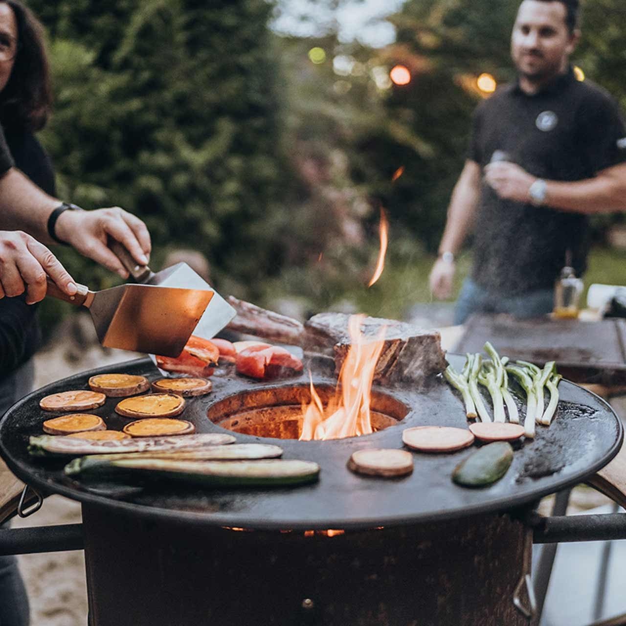 Moesta Bandit FirePlace inkl. Bambus Ablagen & BBQ-Disk
