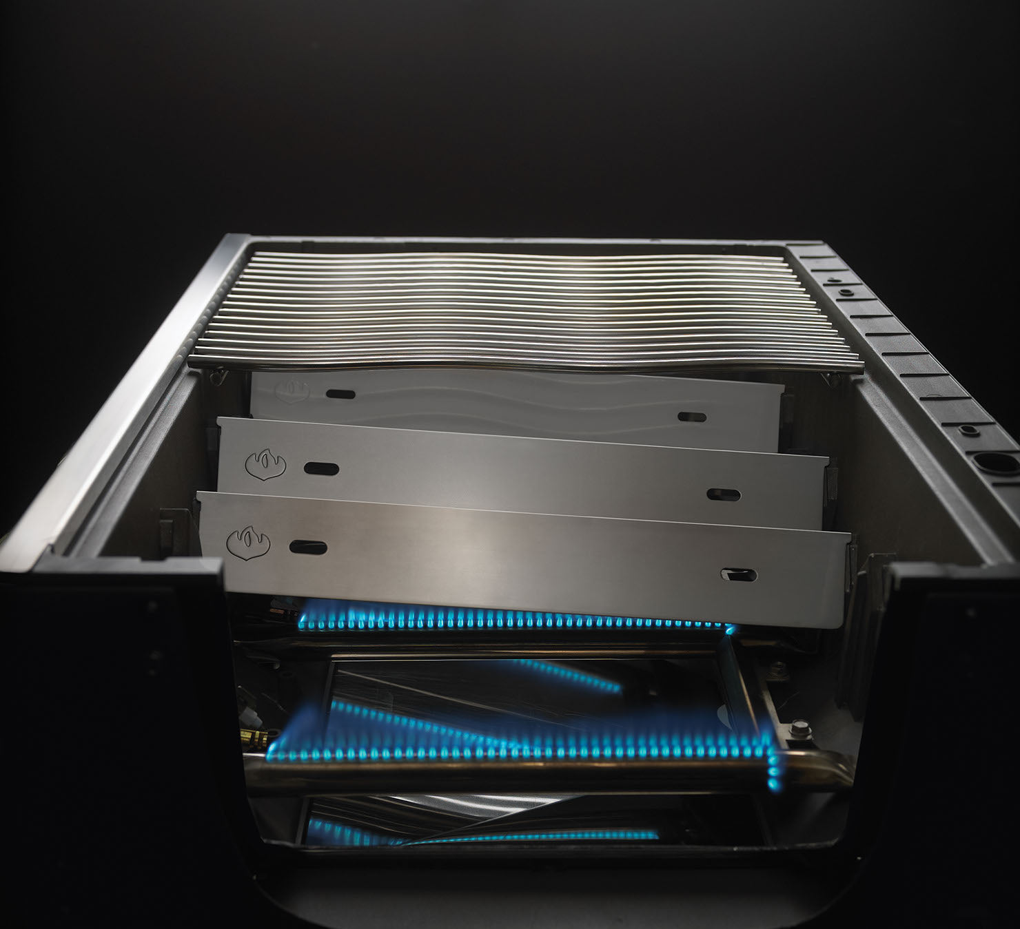 Napoleon Prestige 665, Schwarz