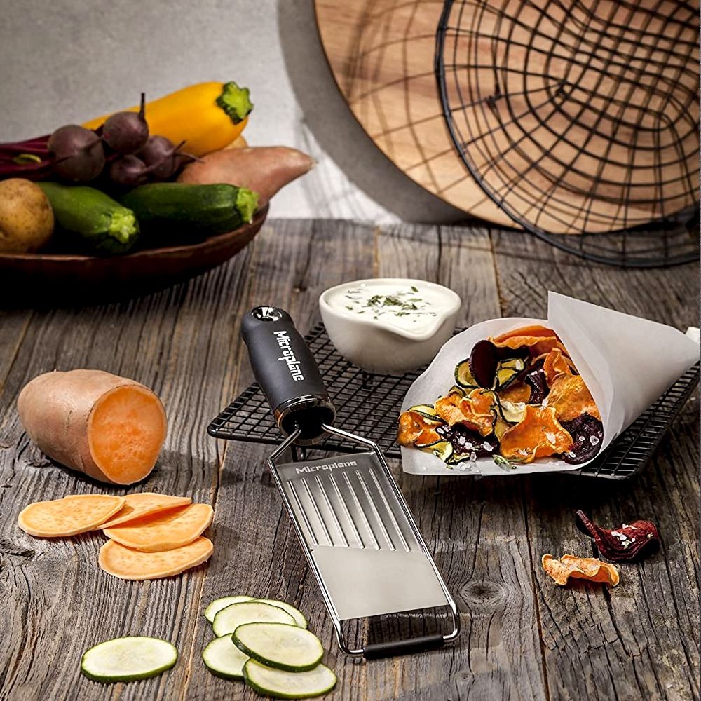 Microplane Profi-Gemüsehobel, Gourmet Serie