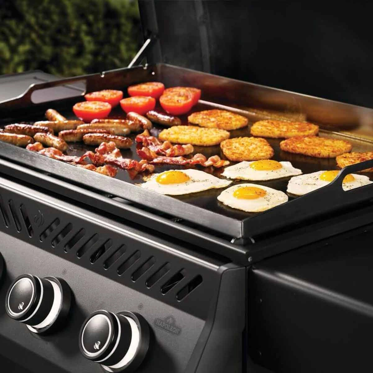 Napoleon Phantom Rogue Pro 30 Inch Griddle Plancha