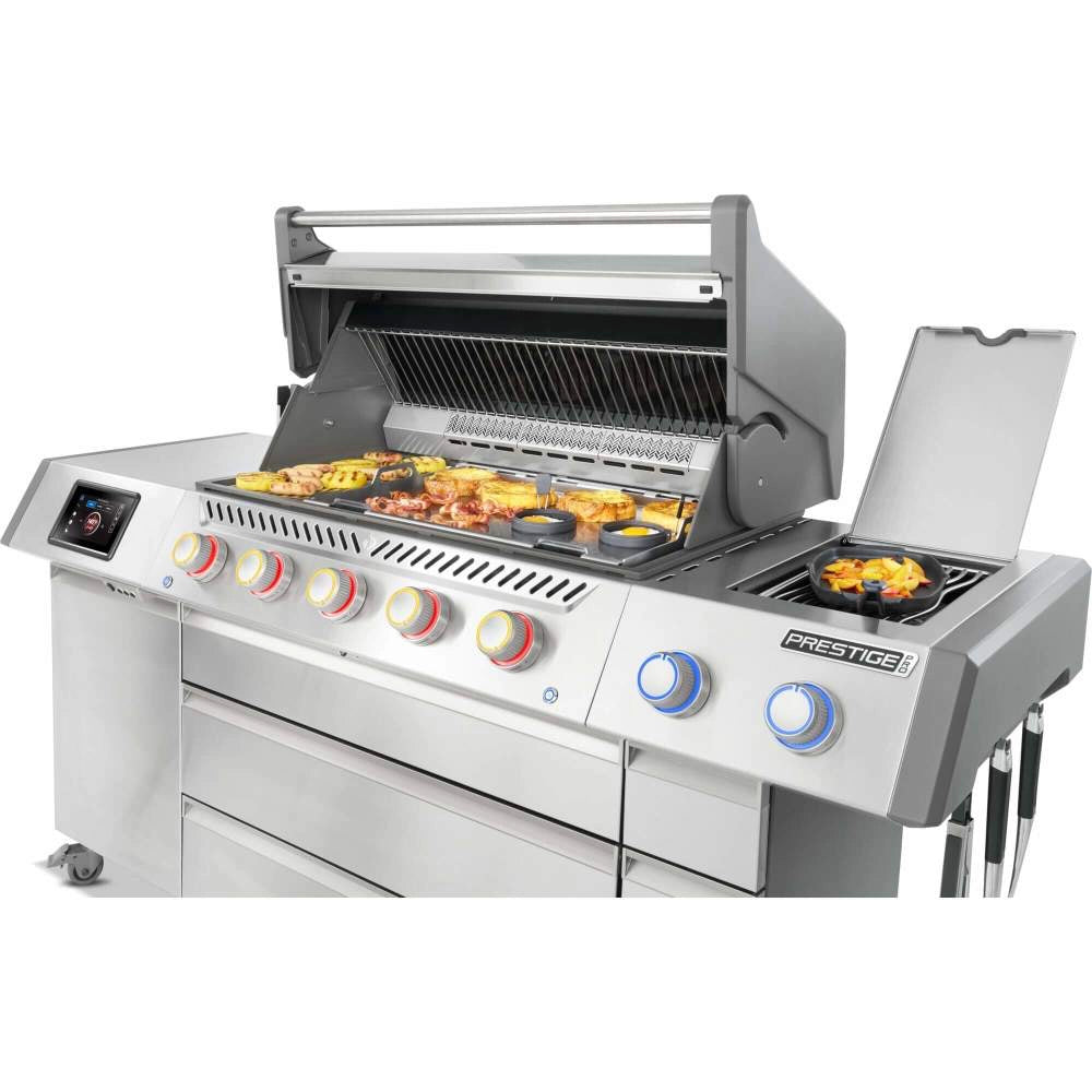 Napoleon Prestige PRO 665 Connected Gasgrill inkl. Drehspieß & elektrischer Räucherbox
