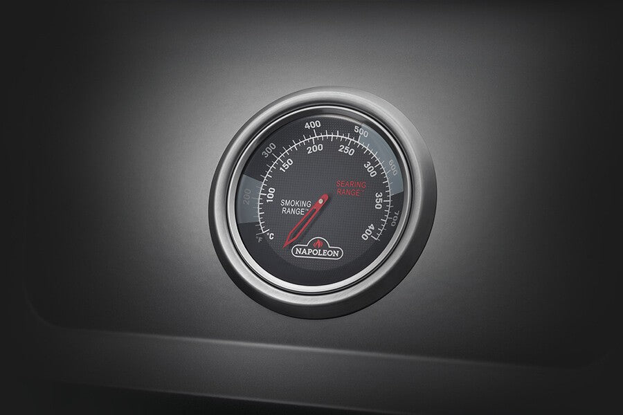 Thermometer Napoleon Freestyle 365 Gasgrill mit Sizzle Zone