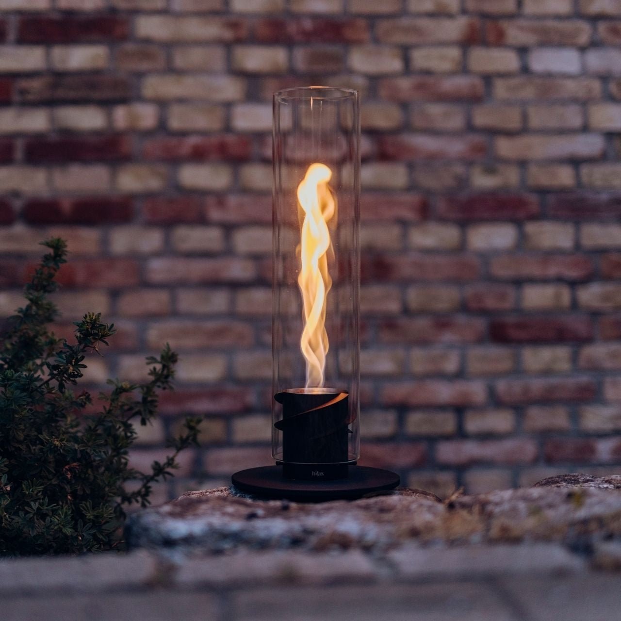 Höfats Spin 1200 Tischfeuer schwarz - Grillstar.deHöfats Spin 1200 Tischfeuer schwarzHöfatsGrillstar.deH007004064251007009