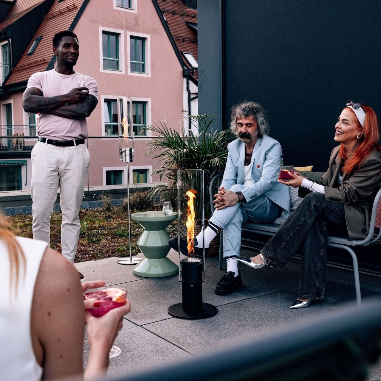 Höfats Spin 1500 Tischfeuer schwarz - Grillstar.deHöfats Spin 1500 Tischfeuer schwarzHöfatsGrillstar.deH006284064251006286