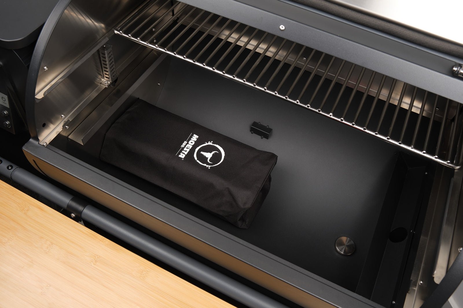 Moesta Cleaning Cover