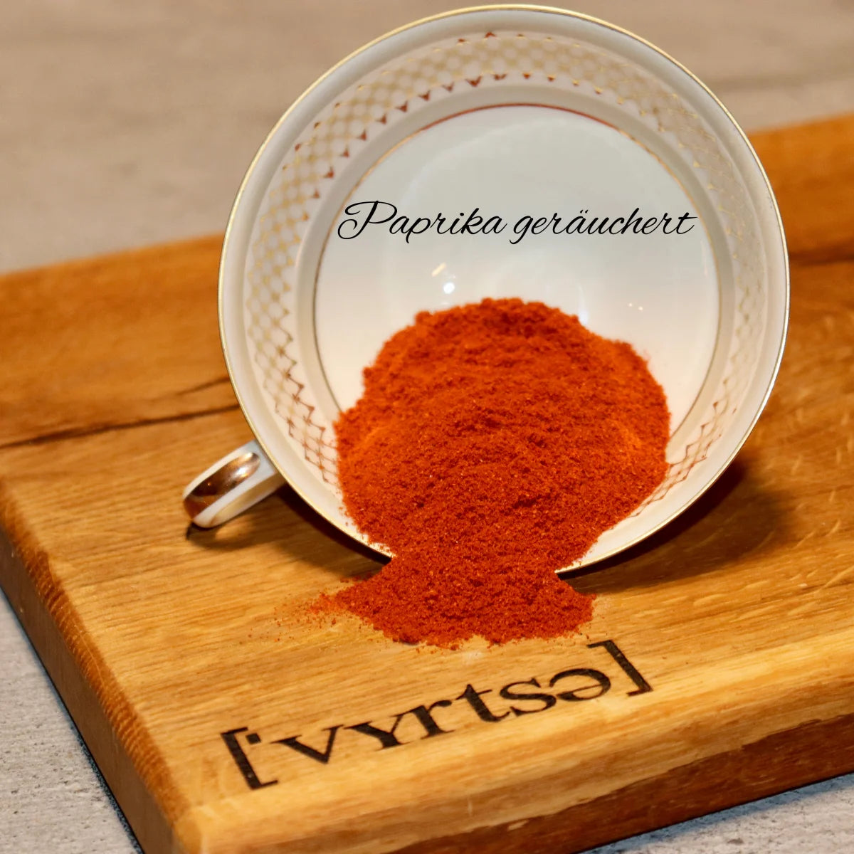 ['Vyrtse] Paprika rot geräuchert, 60g